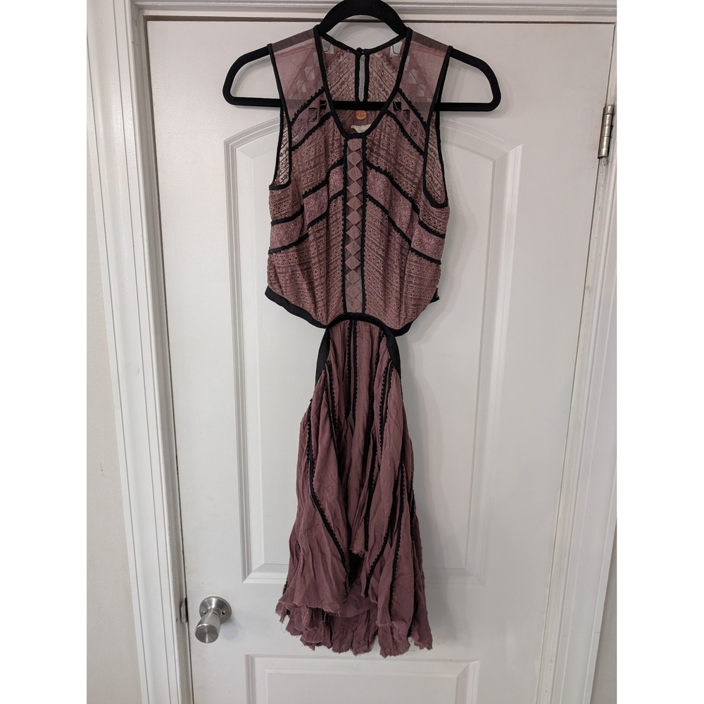 Free People One Byzantina Solid Lace mini Dress Mauve Cutout boho Womens Large - Picture 2 of 9